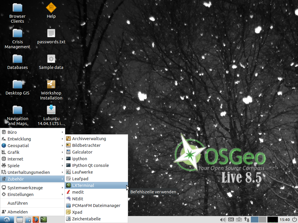 ../_images/osgeo-live-open-terminal.png